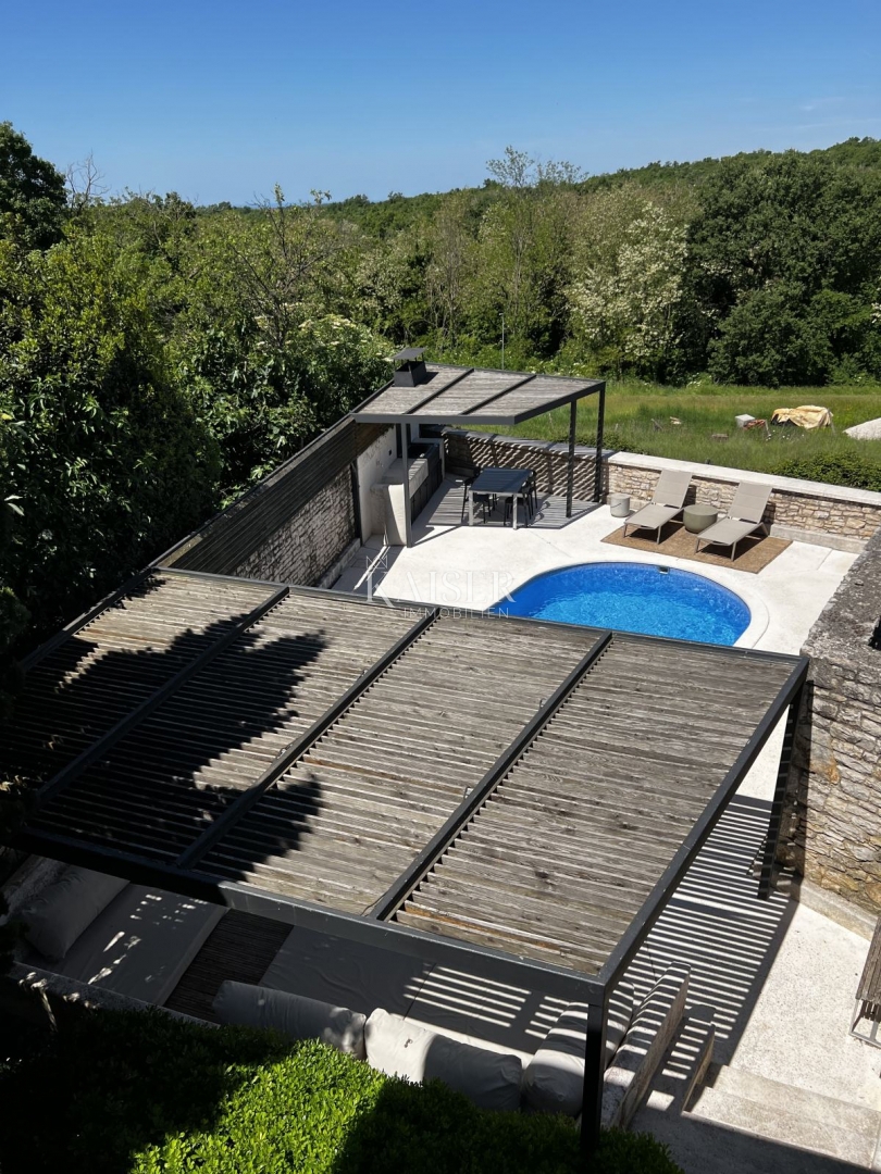 Istria, Tinjan - villa in pietra con piscina