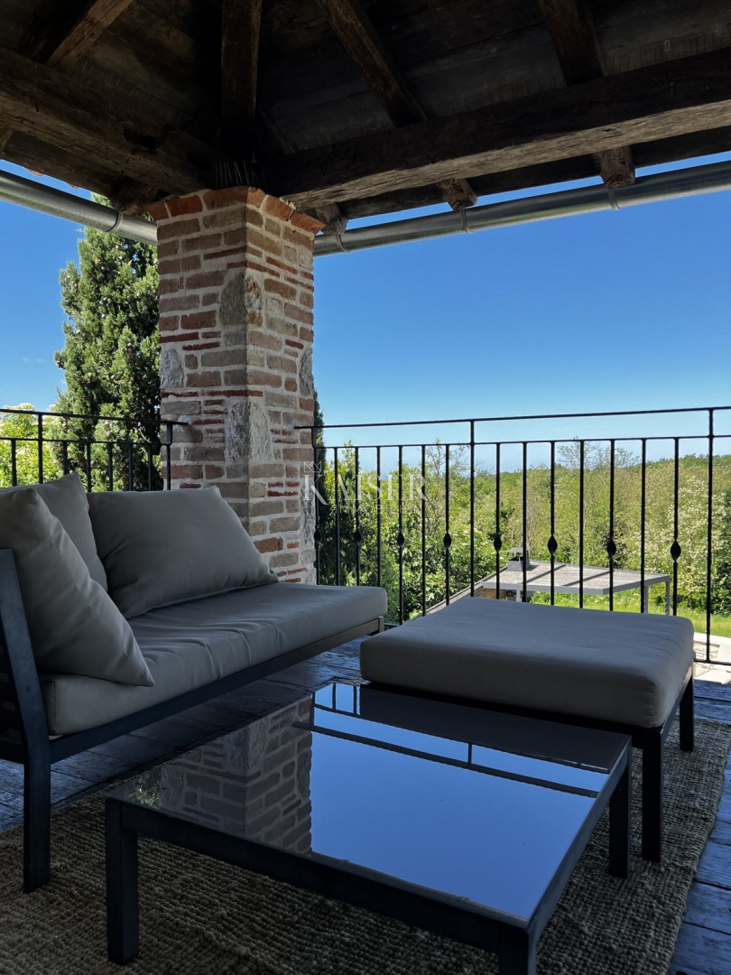 Istria, Tinjan - villa in pietra con piscina