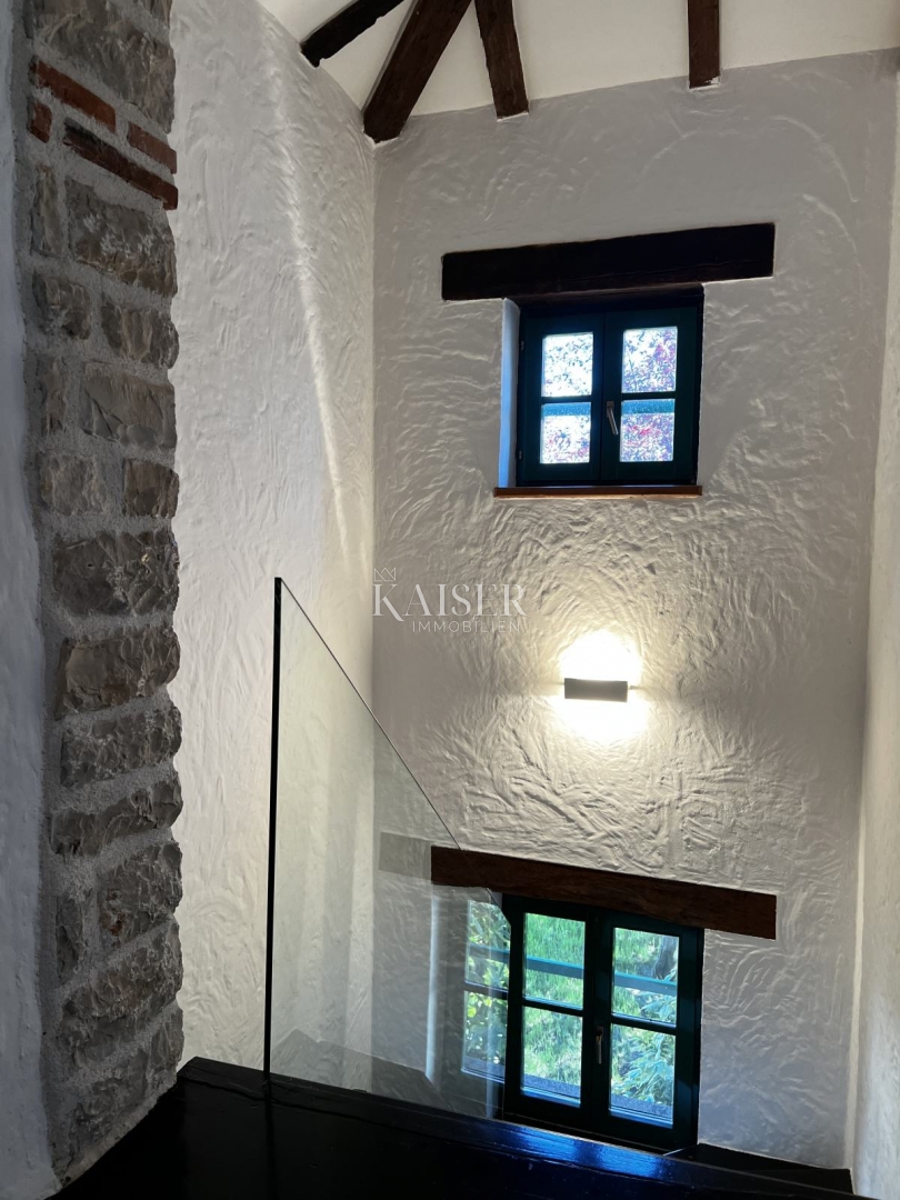Istria, Tinjan - villa in pietra con piscina