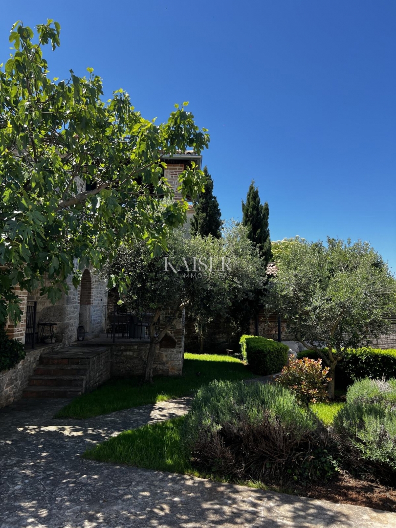 Istria, Tinjan - villa in pietra con piscina