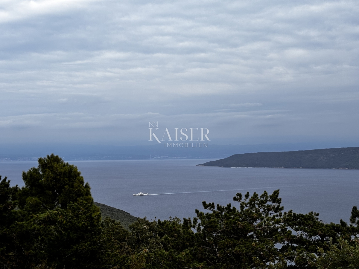 Opatija, Brseč - casa con due appartamenti, 90 m², a 600 m dal mare