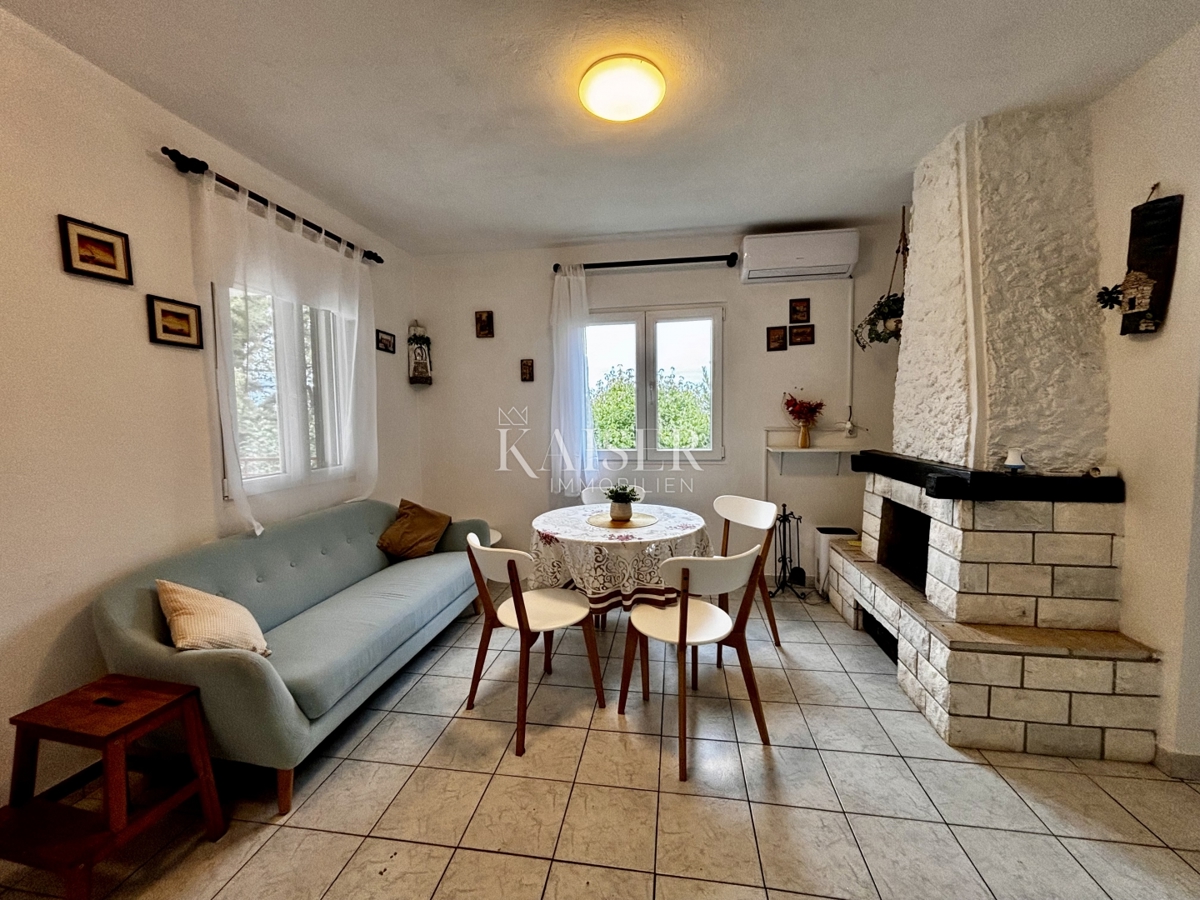 Opatija, Brseč - casa con due appartamenti, 90 m², a 600 m dal mare