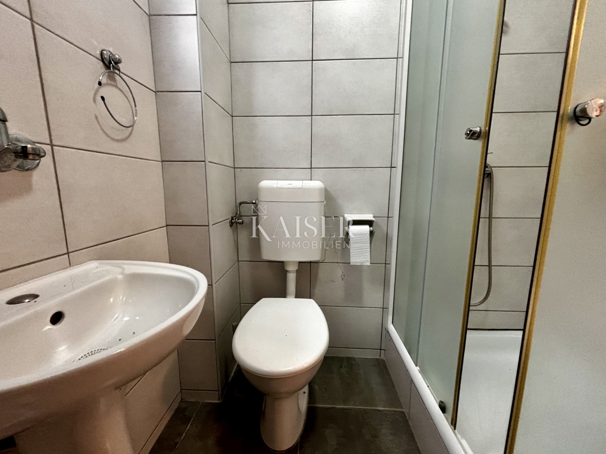 Opatija, Brseč - casa con due appartamenti, 90 m², a 600 m dal mare