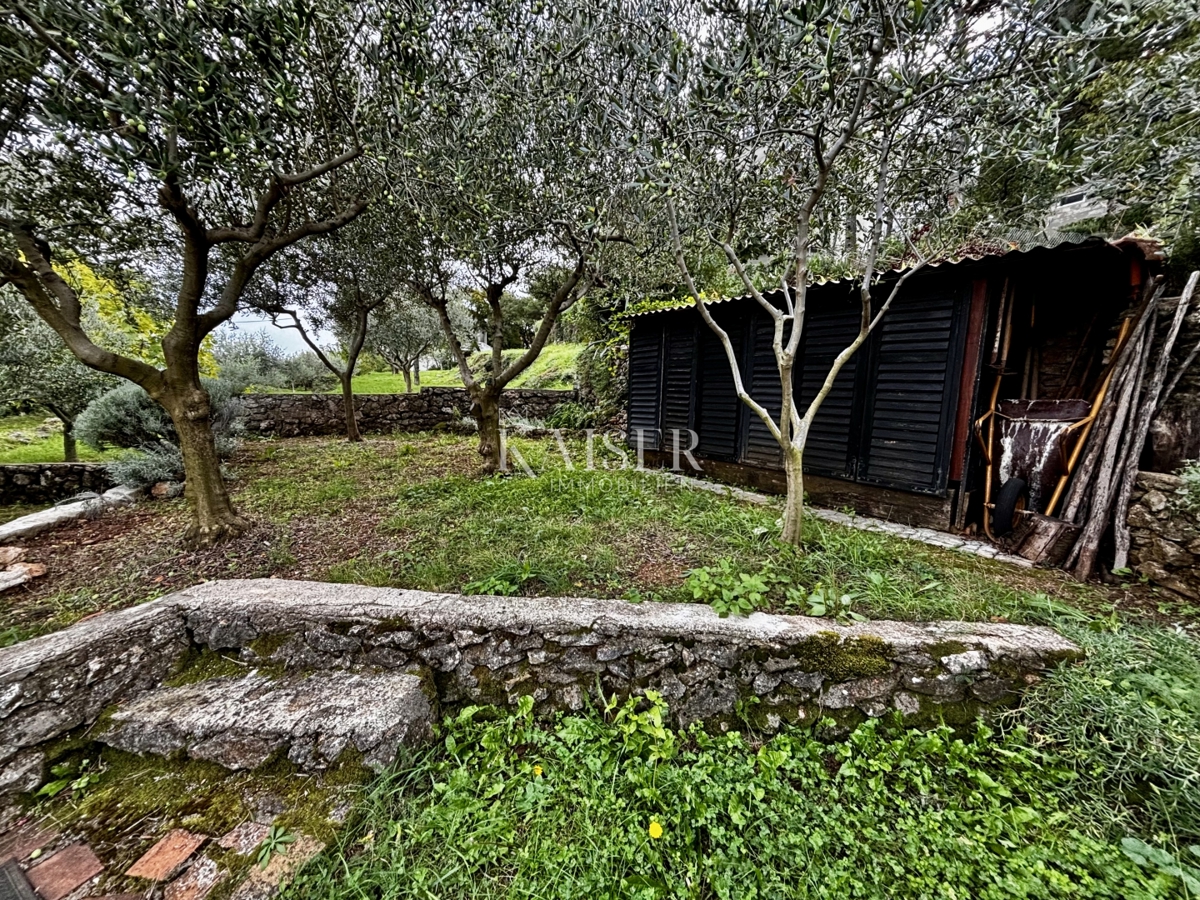 Opatija, Brseč - casa con due appartamenti, 90 m², a 600 m dal mare