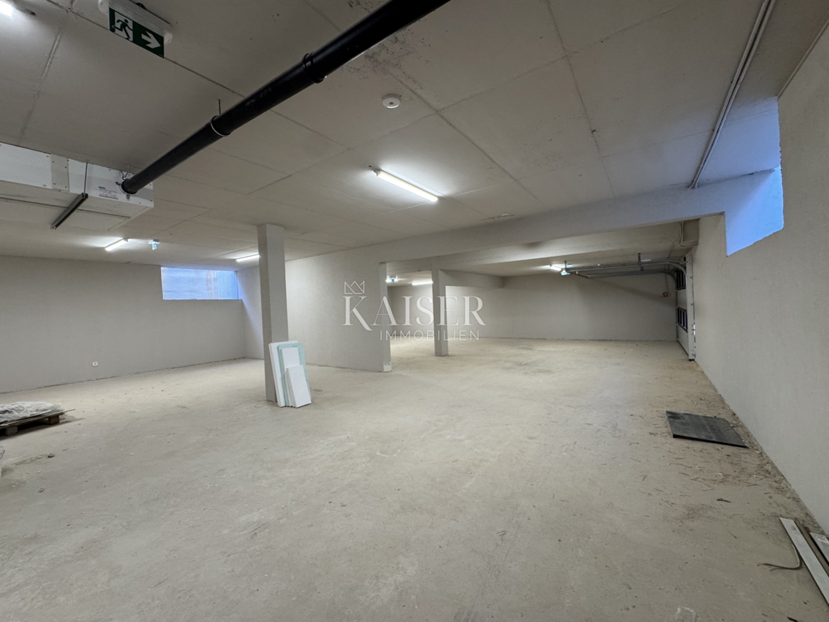 Lussuoso appartamento arredato con 3 camere da letto S2 con ampio giardino privato di 160 m² - 70 m dal mare