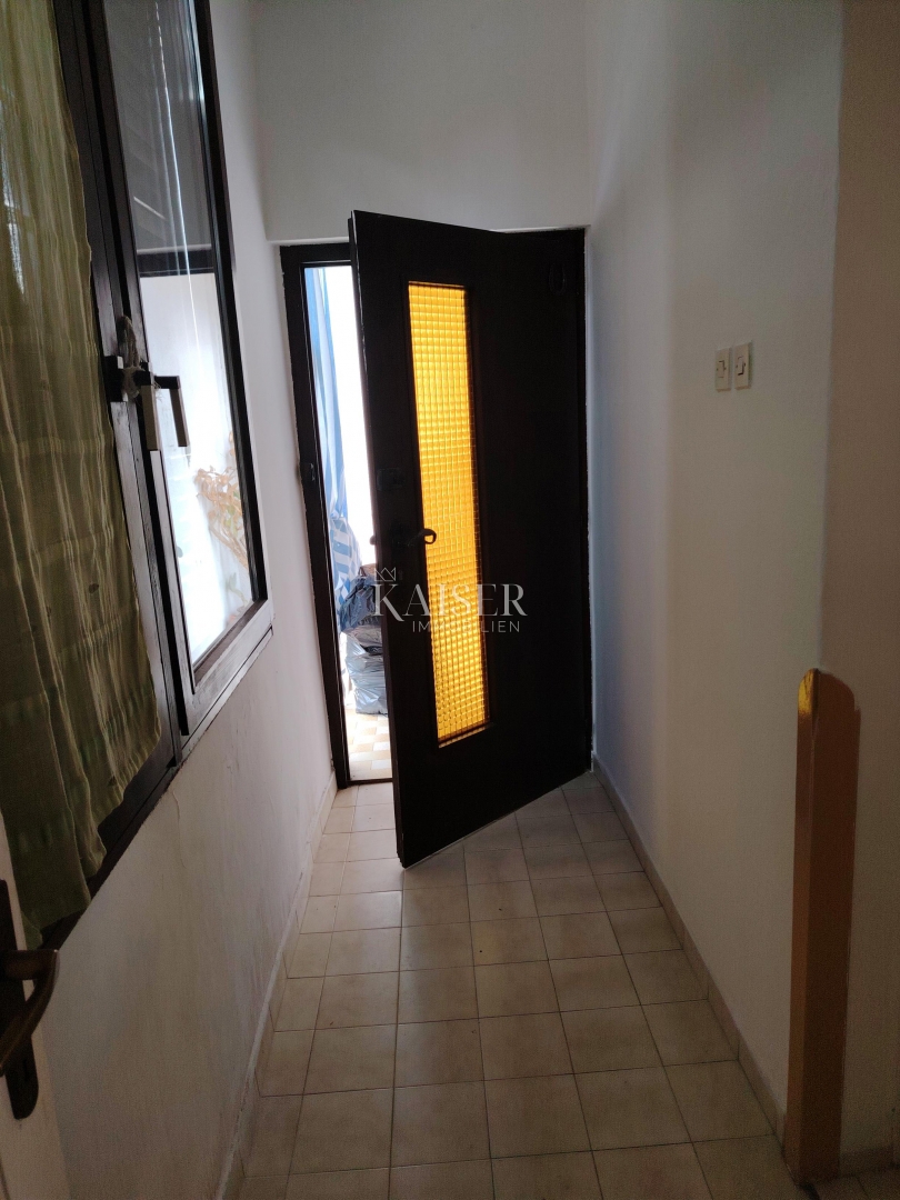 Istria. Pola. Appartamento - appartamento con tre camere da letto 74m2 più mansarda 50m2