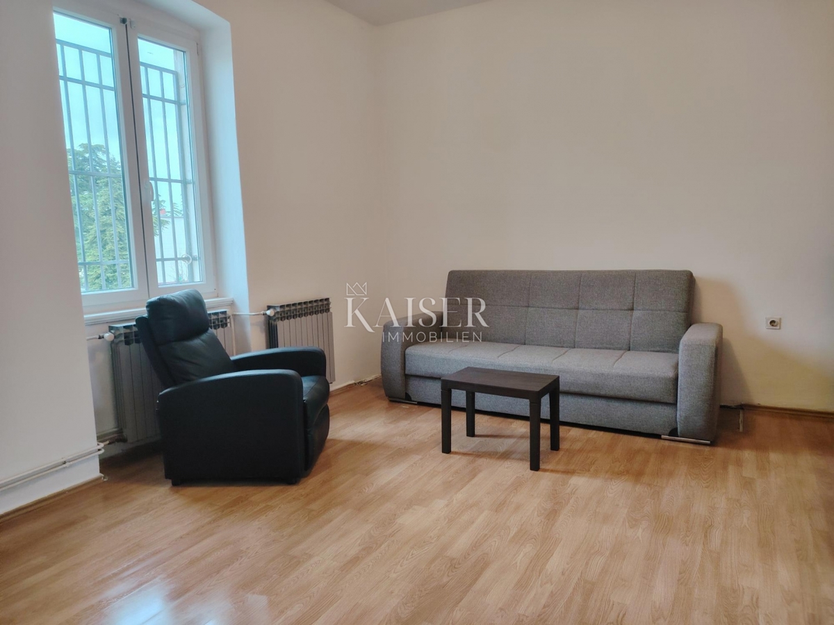 Istria. Pola. Appartamento - appartamento con tre camere da letto 74m2 più mansarda 50m2