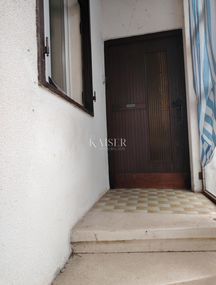 Istria. Pola. Appartamento - appartamento con tre camere da letto 74m2 più mansarda 50m2