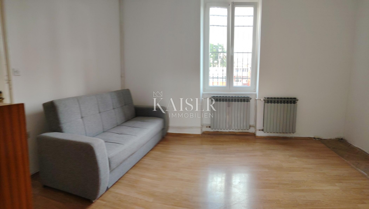 Istria. Pola. Appartamento - appartamento con tre camere da letto 74m2 più mansarda 50m2