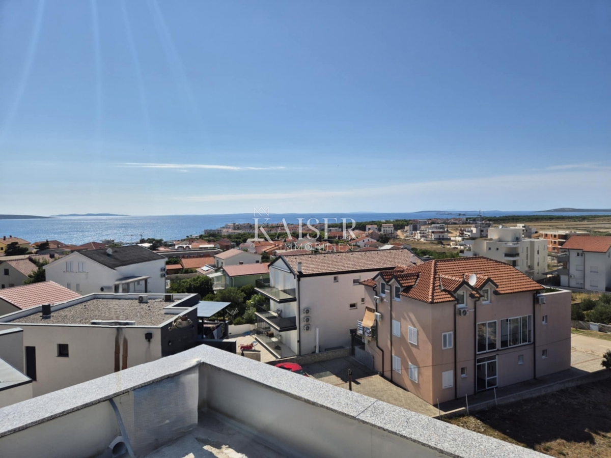 Povljana, Pag - Appartamento con terrazza sul tetto e vista mare