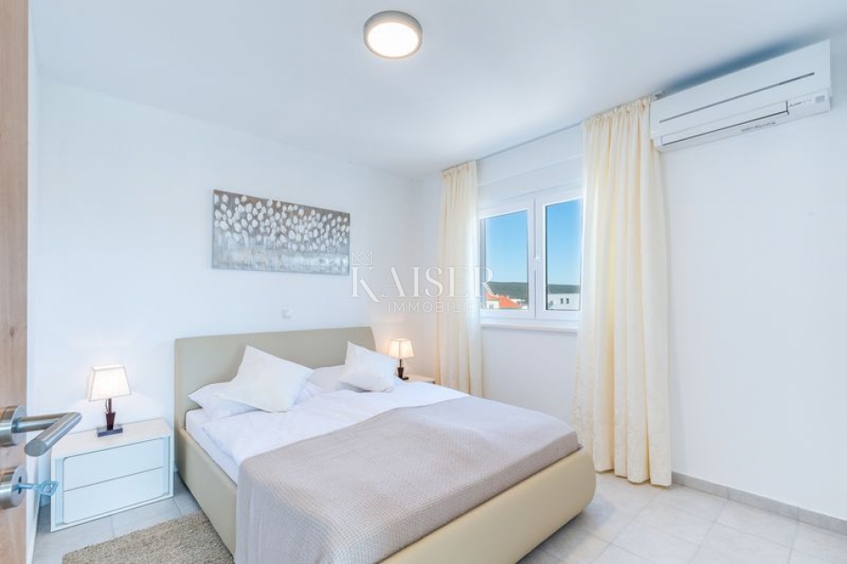 Sukošan, Zara - Moderno appartamento con due camere da letto, loggia e vista mare