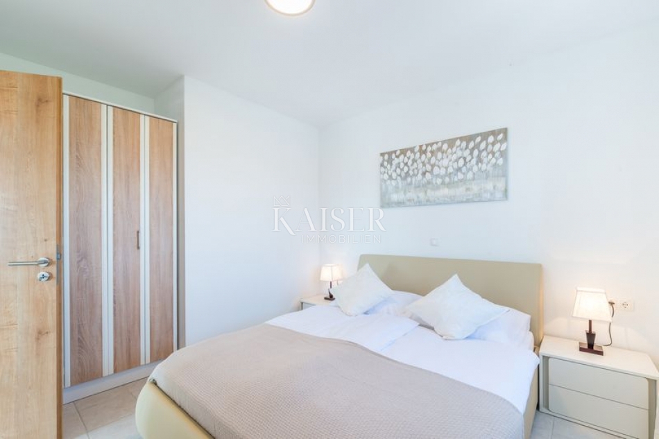 Sukošan, Zara - Moderno appartamento con due camere da letto, loggia e vista mare