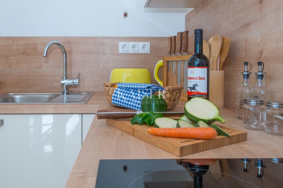 Sukošan, Zara - Moderno appartamento con due camere da letto, loggia e vista mare