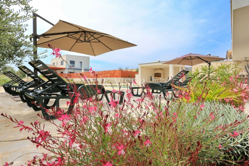 Sukošan, Zara - Moderno appartamento con due camere da letto, loggia e vista mare