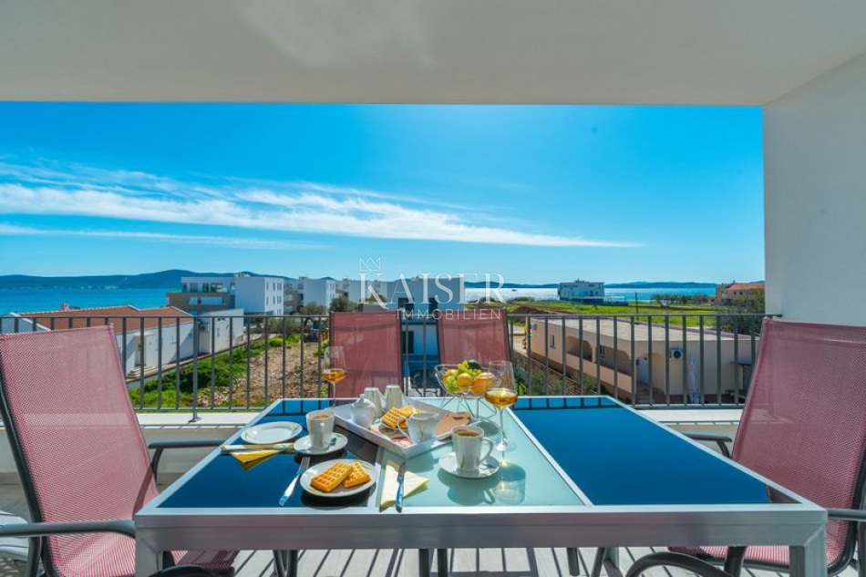 Sukošan, Zara - Moderno appartamento con due camere da letto, loggia e vista mare