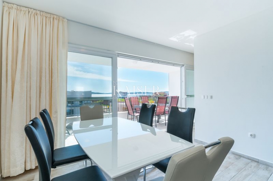Sukošan, Zara - Moderno appartamento con due camere da letto, loggia e vista mare