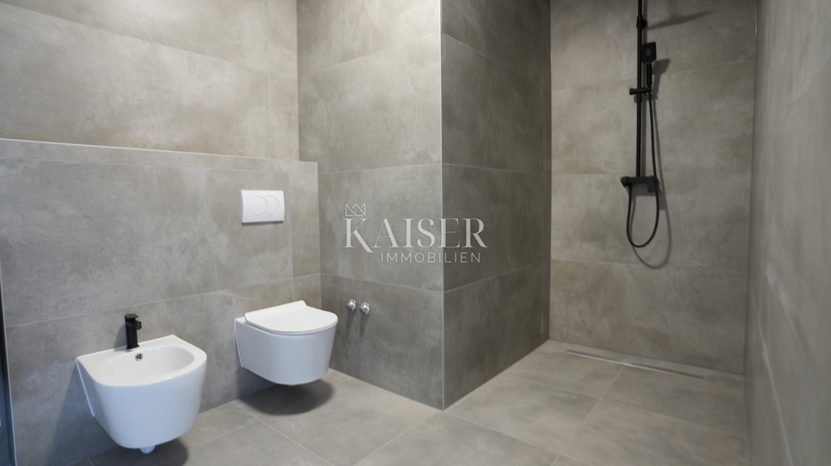 Appartamento Vodice, 152m2