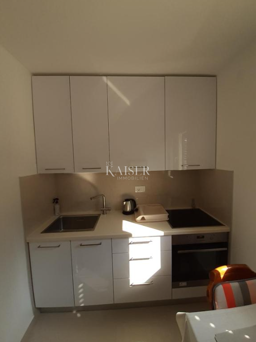 Casa sul mare vicino a Šibenik