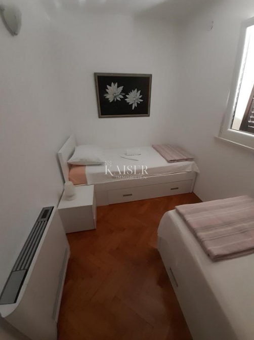 Casa sul mare vicino a Šibenik