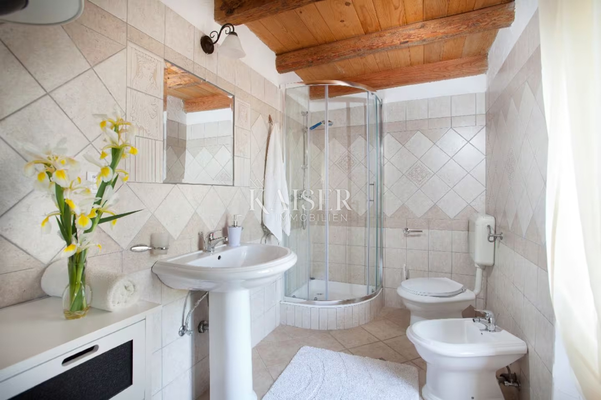 Istria, Marčana - Affascinante casa di 180 m2 in posizione tranquilla