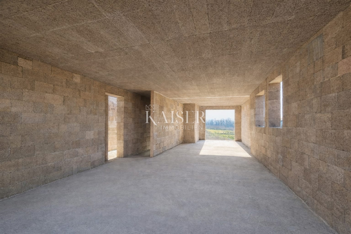 Parenzo, Kaštelir, Istria, casa di nuova costruzione con piscina