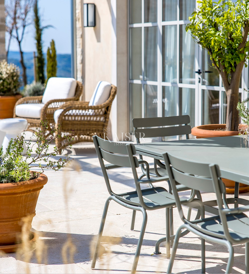 MOTOVUN, ISTRIA, LA VILLA DI LUSSO PIÙ PRESTIGIOSA DELL'ISTRIA