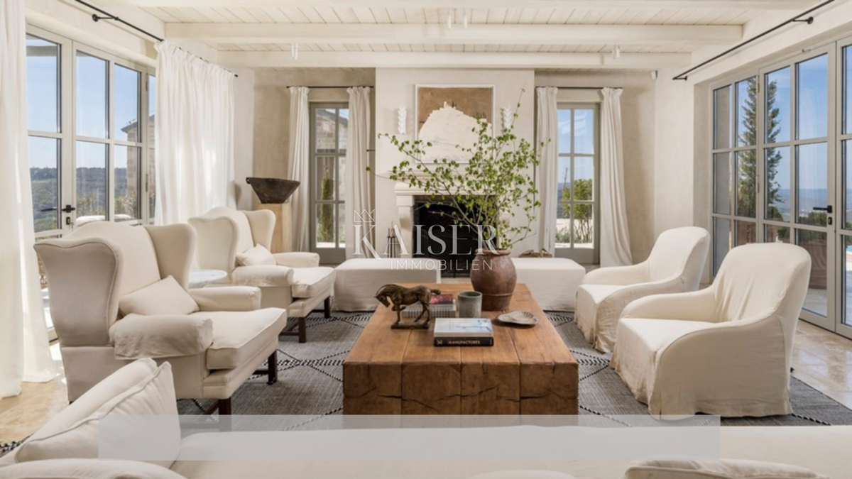 MOTOVUN, ISTRIA, LA VILLA DI LUSSO PIÙ PRESTIGIOSA DELL'ISTRIA