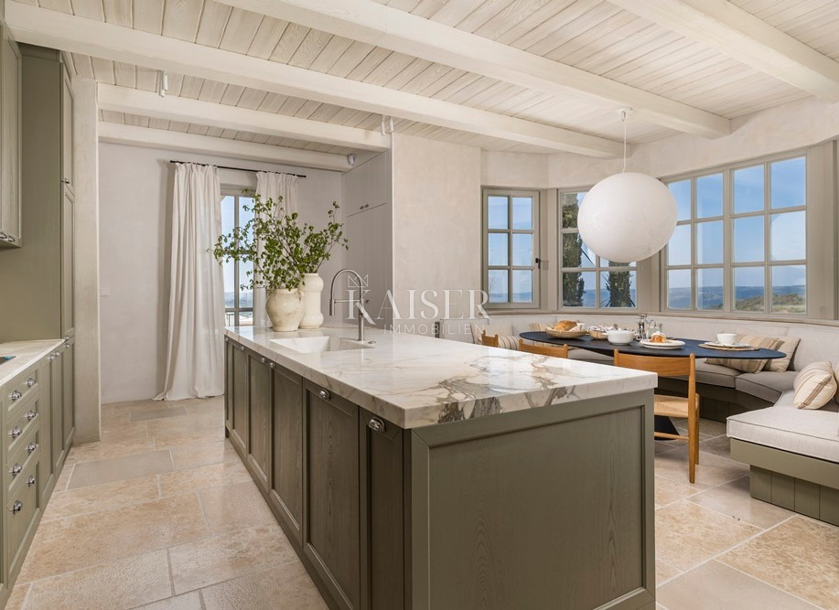 MOTOVUN, ISTRIA, LA VILLA DI LUSSO PIÙ PRESTIGIOSA DELL'ISTRIA