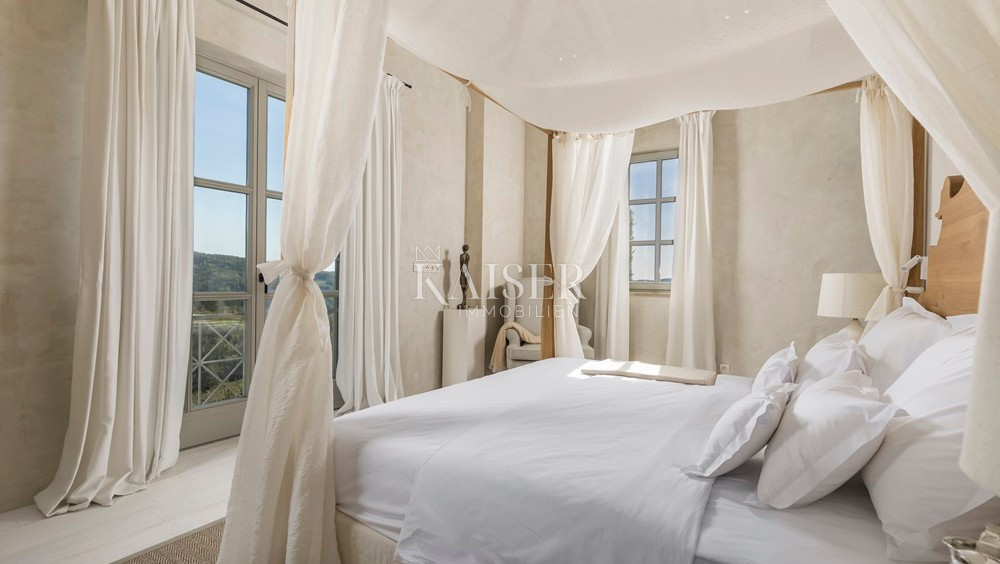 MOTOVUN, ISTRIA, LA VILLA DI LUSSO PIÙ PRESTIGIOSA DELL'ISTRIA