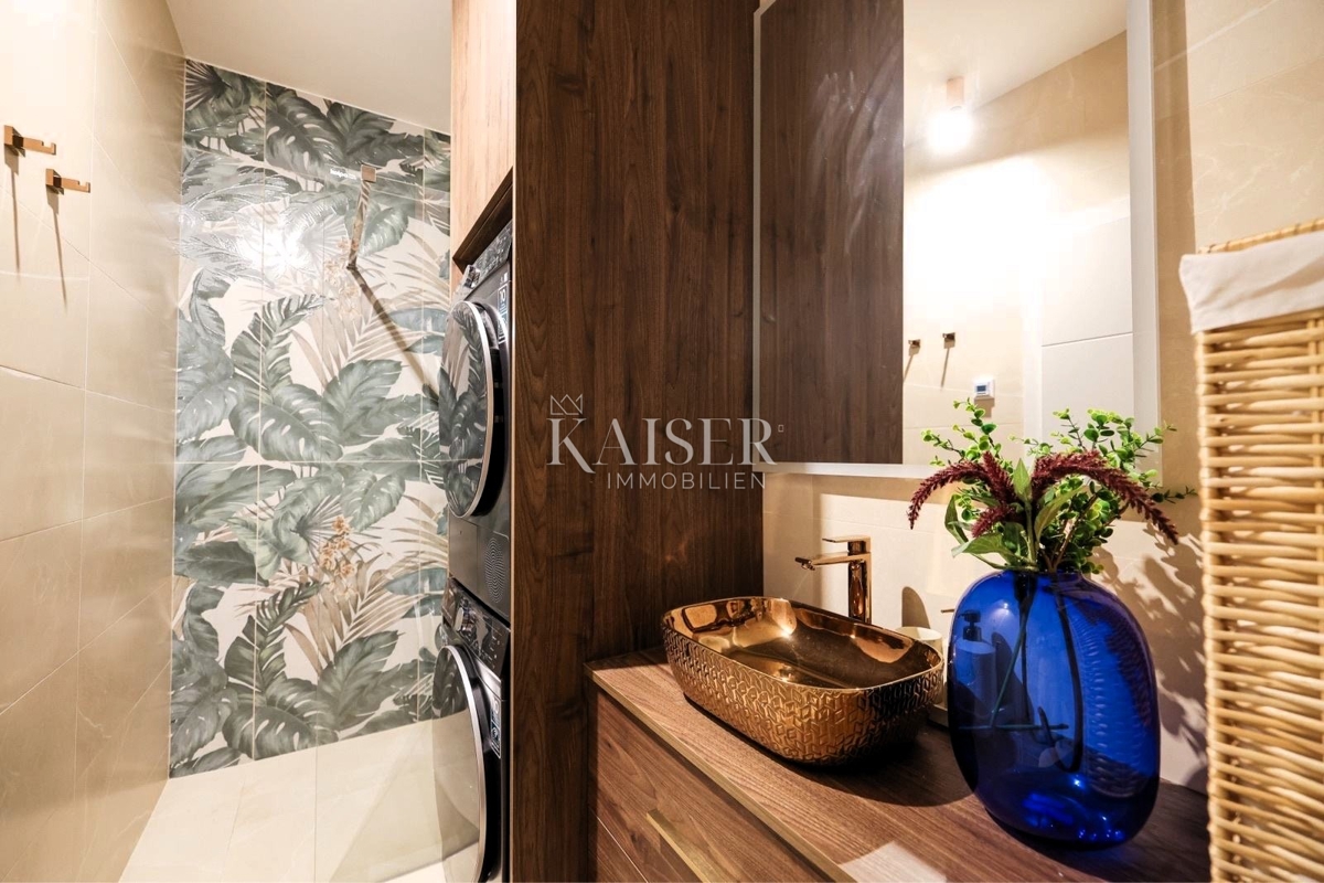 Zara - Višnjik, appartamento di lusso 106 m2, vista mare