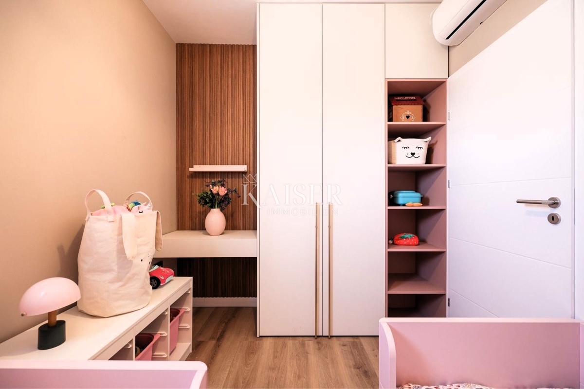 Zara - Višnjik, appartamento di lusso 106 m2, vista mare