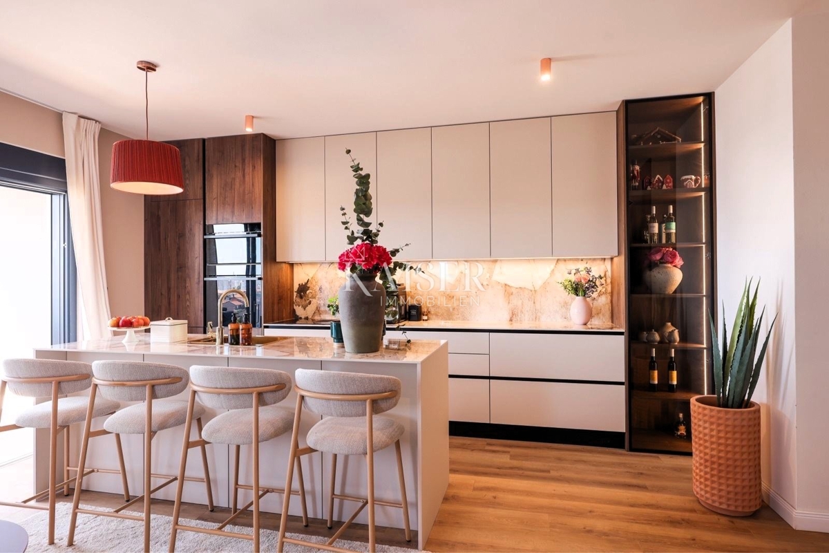 Zara - Višnjik, appartamento di lusso 106 m2, vista mare