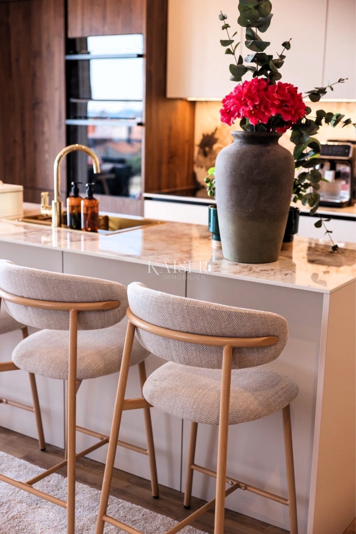 Zara - Višnjik, appartamento di lusso 106 m2, vista mare