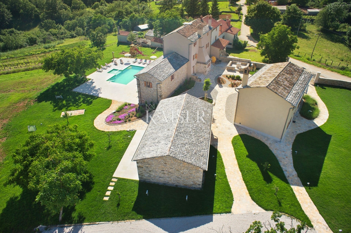 Grisignana, Istria, splendida tenuta con ville e piscina