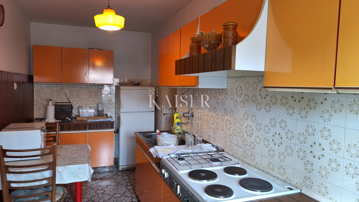 Opatija, Jušići, casa antica con ampio terreno