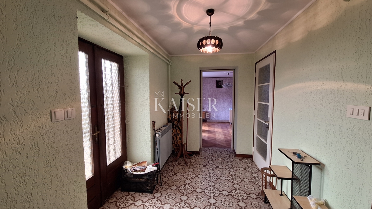 Opatija, Jušići, casa antica con ampio terreno