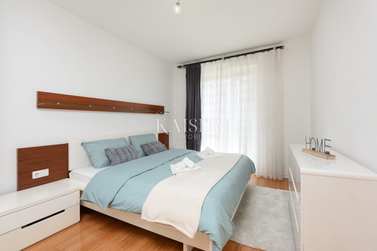 Zara - Appartamento esclusivo di 130 m² con vista panoramica sul mare, a 150 m dalla spiaggia.