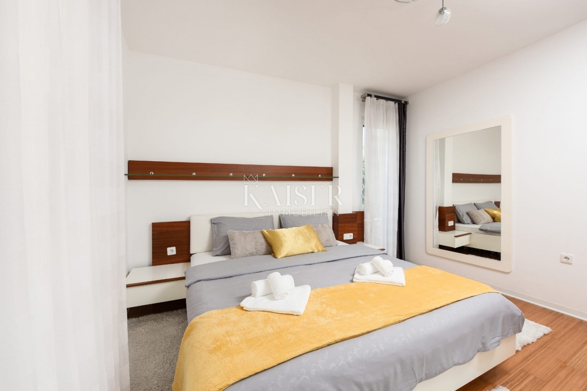 Zara - Appartamento esclusivo di 130 m² con vista panoramica sul mare, a 150 m dalla spiaggia.