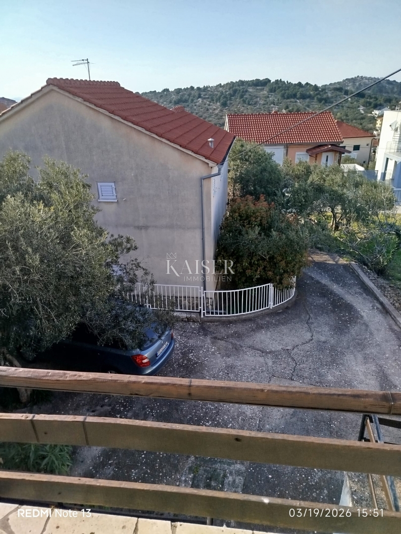 Murter, Betina - casa indipendente a 350 metri dal mare