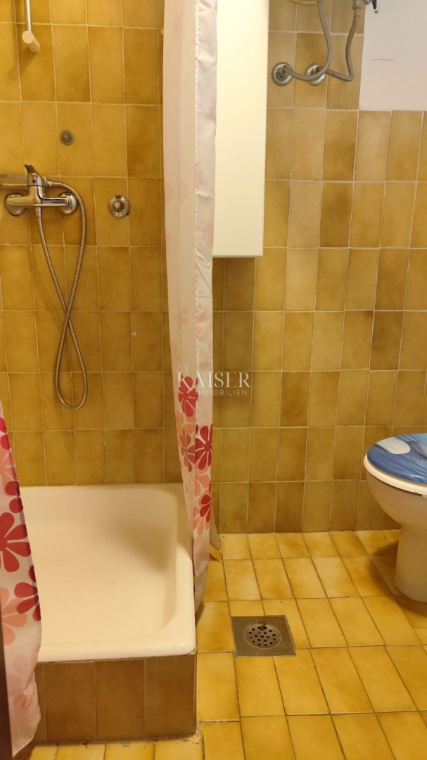 Murter, Betina - casa indipendente a 350 metri dal mare