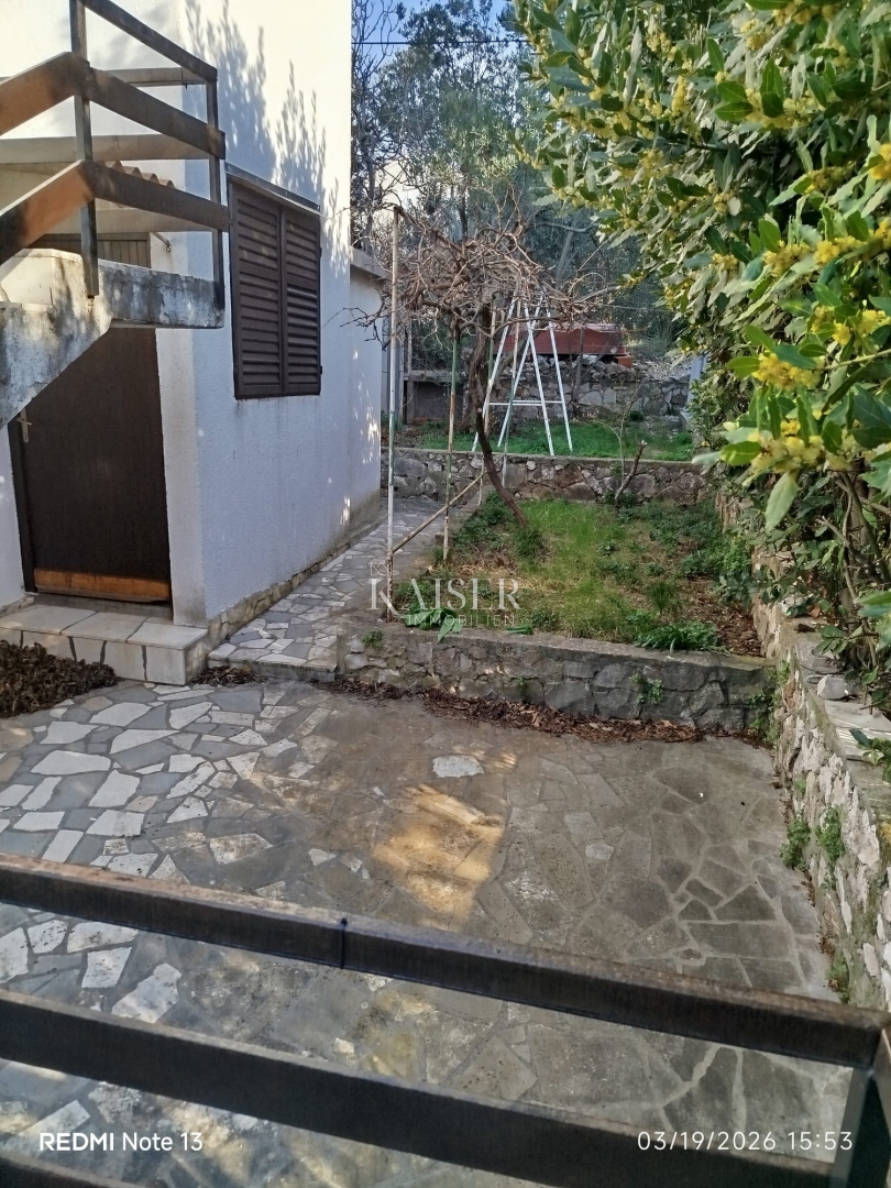 Murter, Betina - casa indipendente a 350 metri dal mare