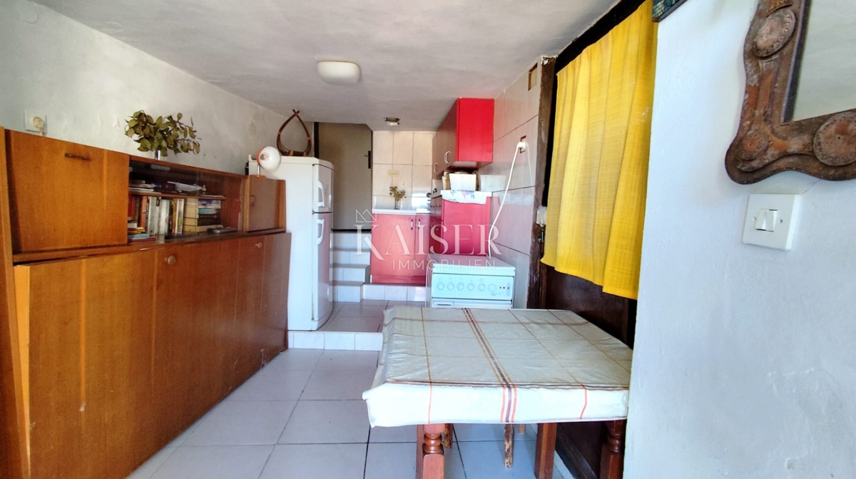 Murter, Betina - casa indipendente a 350 metri dal mare