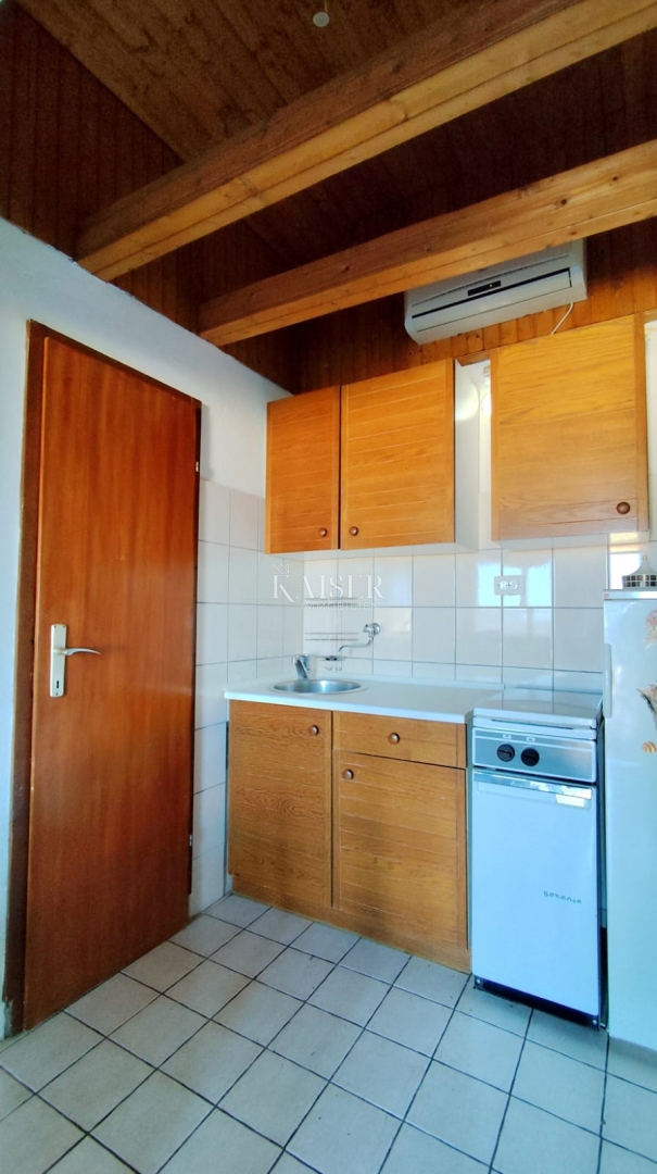 Murter, Betina - casa indipendente a 350 metri dal mare