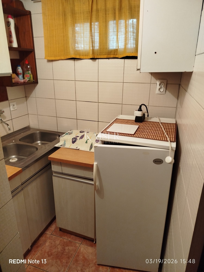 Murter, Betina - casa indipendente a 350 metri dal mare