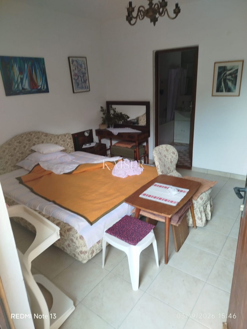 Murter, Betina - casa indipendente a 350 metri dal mare