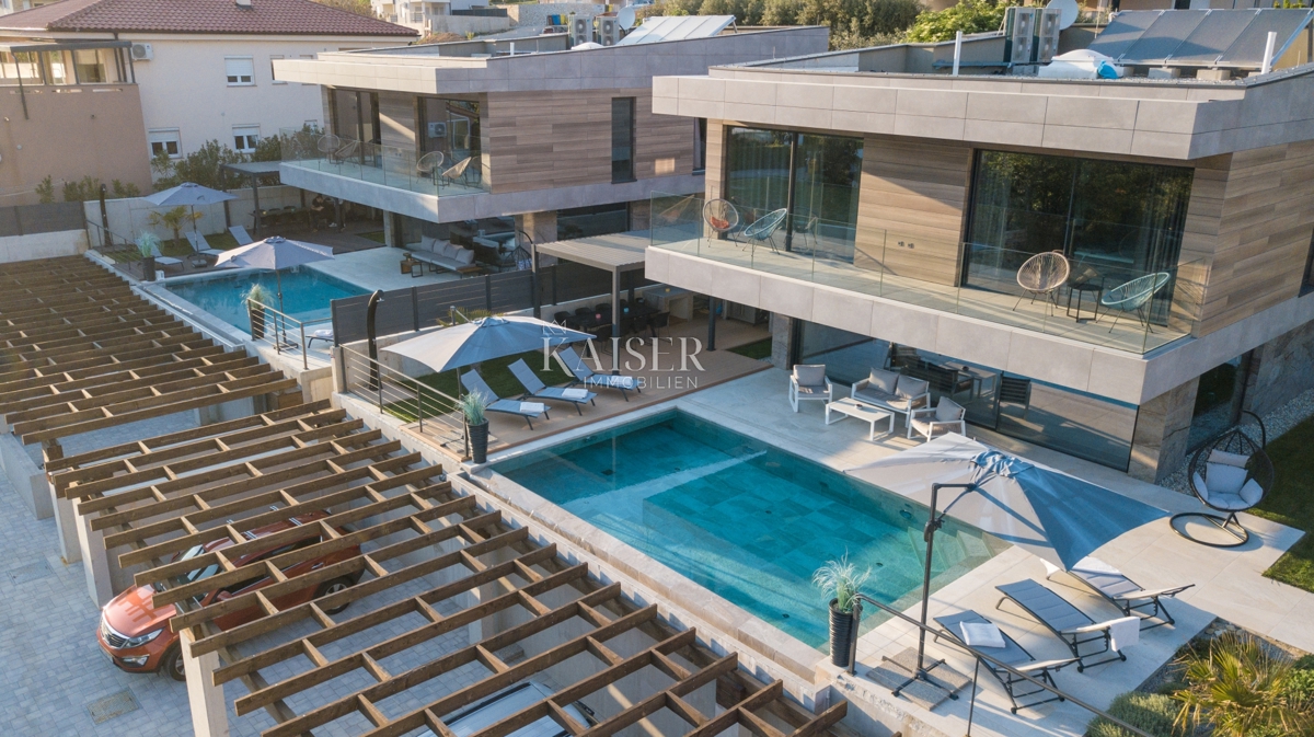 Isola di Krk, Baška - villa di lusso con piscina