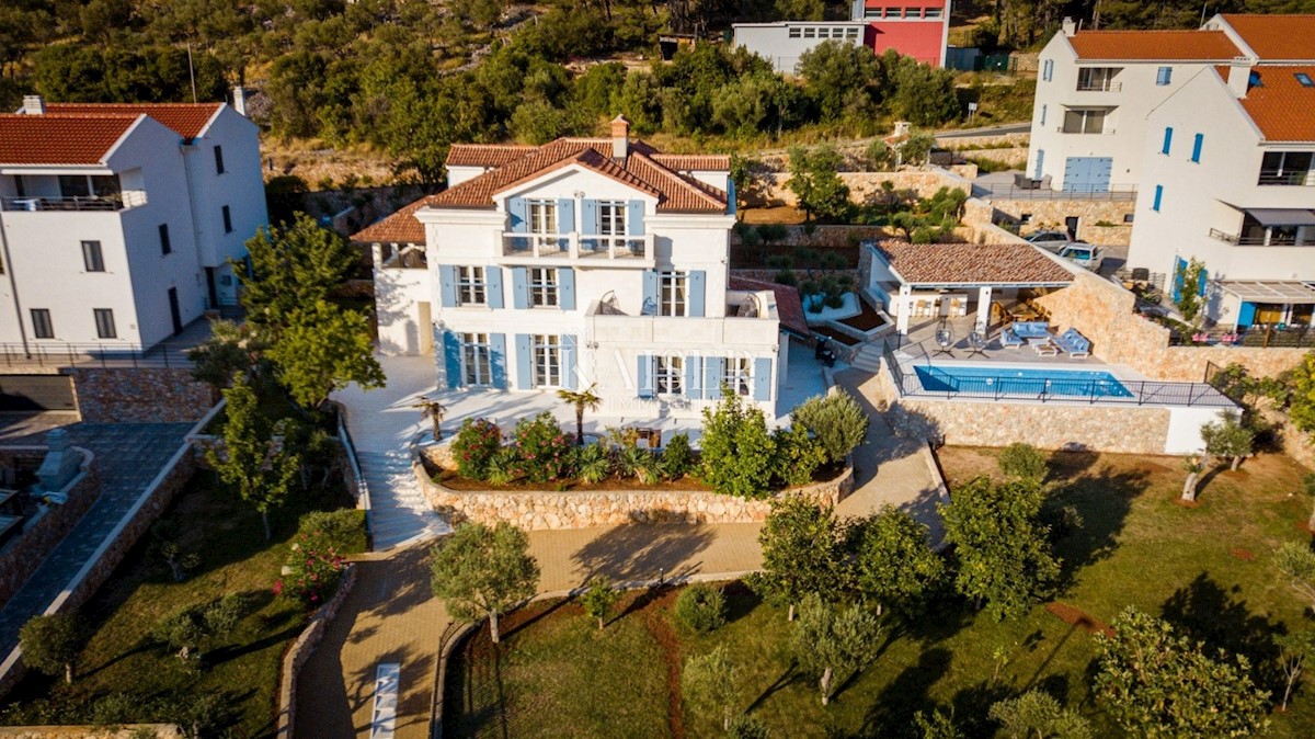 Bella villa a Cres