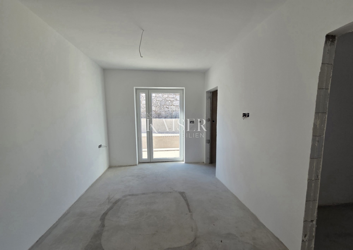 Isola di Krk, zona Dobrinj - villa esclusiva con piscina, 210m2