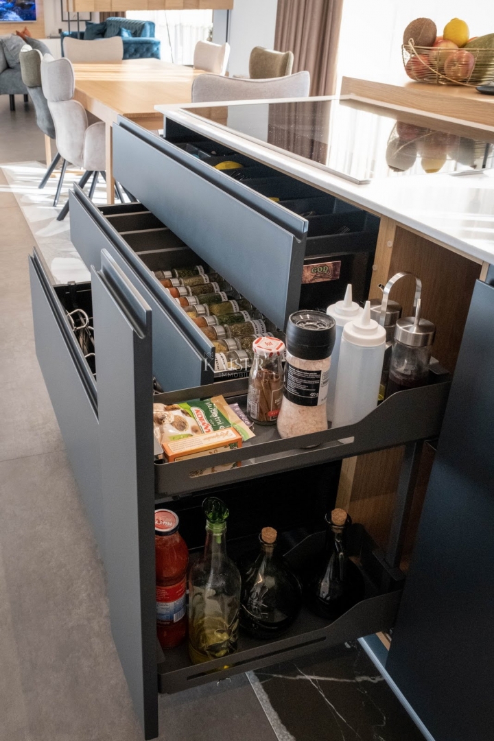 Opatija - Lussuoso attico su due piani di 264 m2 con vista mare