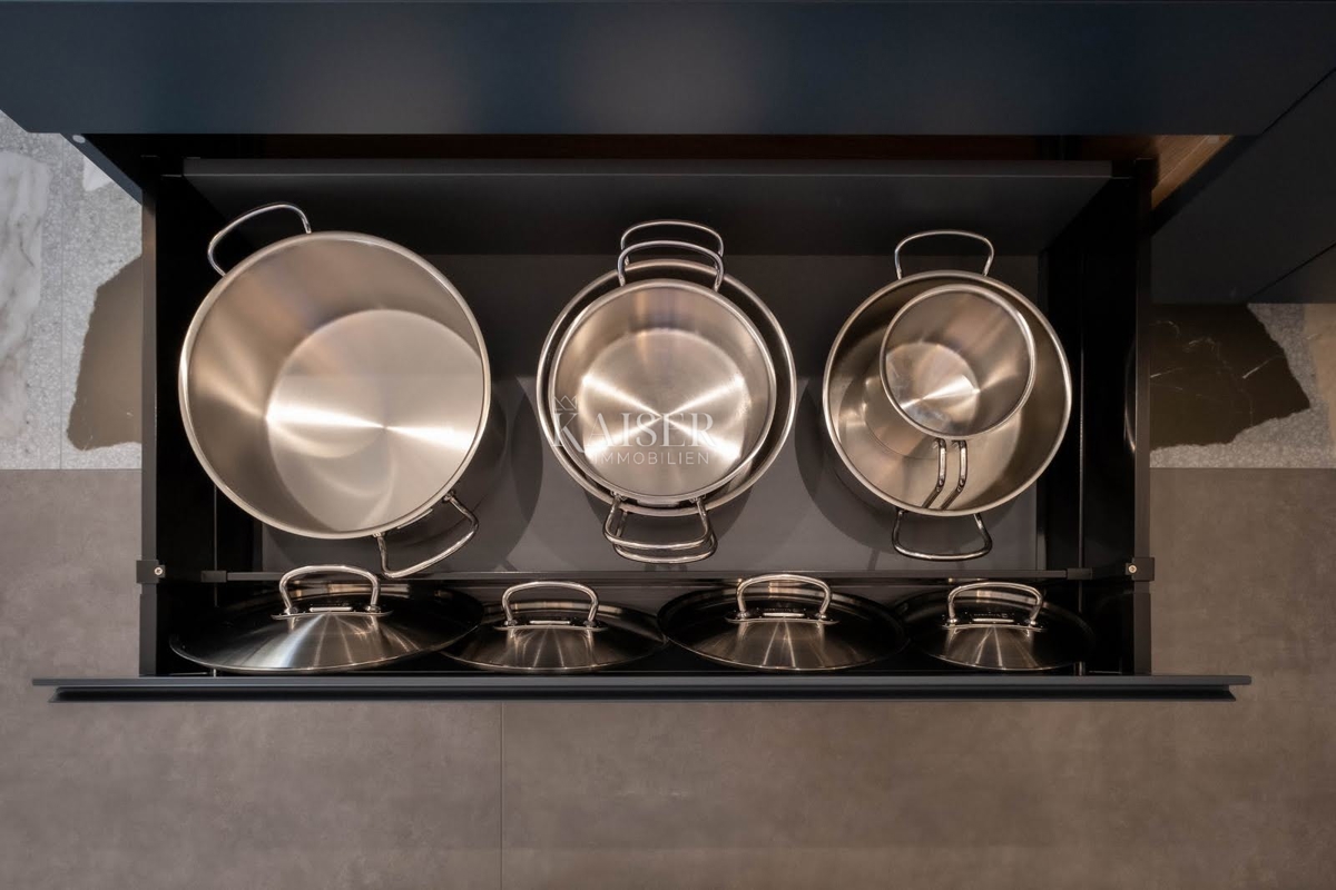 Opatija - Lussuoso attico su due piani di 264 m2 con vista mare